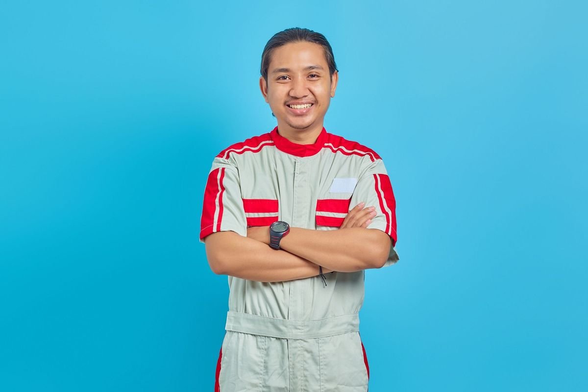 Certified technician from our repair network